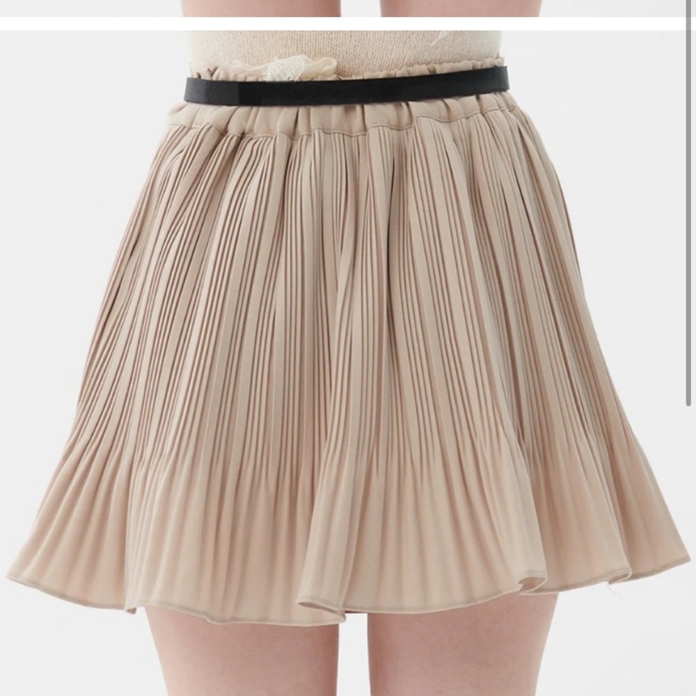 Pleated Rose Skort - Picture 5 of 5